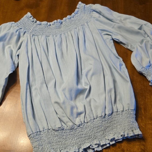 Light Blue Smocked Women's Top From KanKan - Picture 1 of 5